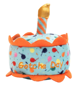 The Worthy Dog Gotcha Day Cake Cat Toy