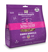 Stella & Chewy's Freeze-Dried Raw Cat Food Dinner Morsels Yummy Lickin' Salmon & Chicken